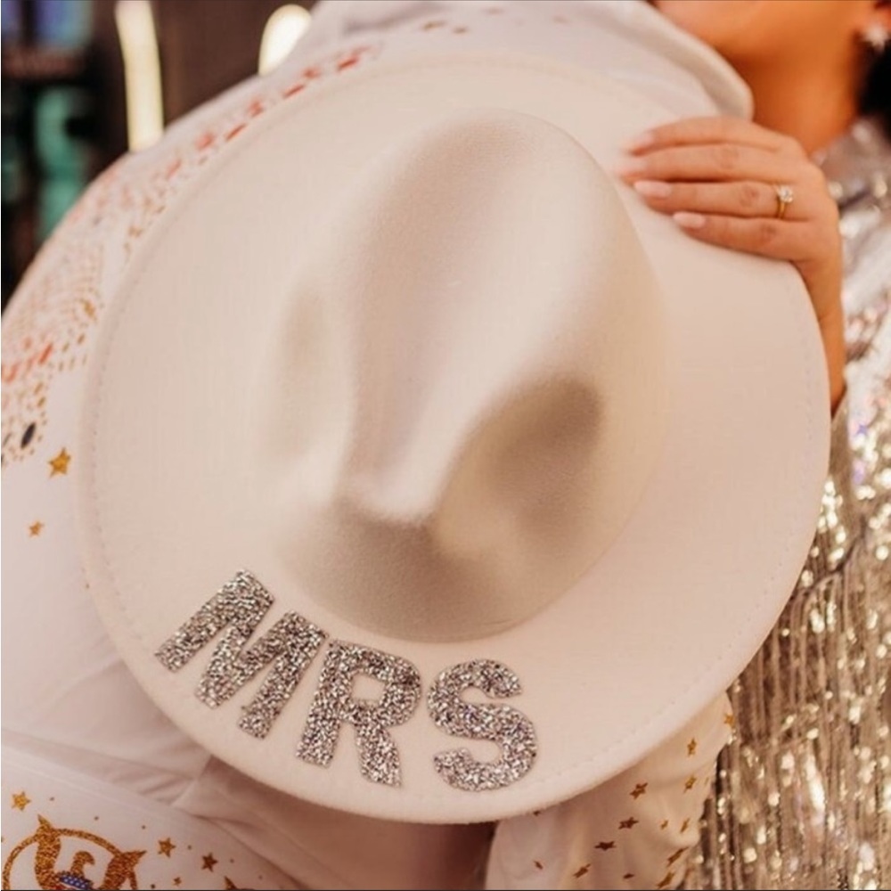 Ivory 'MRS' Embellished Felt Hat